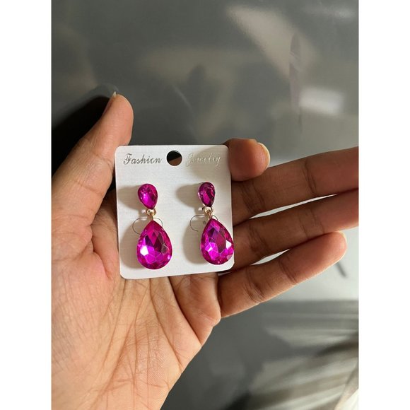 Fuchsia teardrop earrings , small fuchsia crystal hot pink gold tone tear drop - Picture 7 of 8